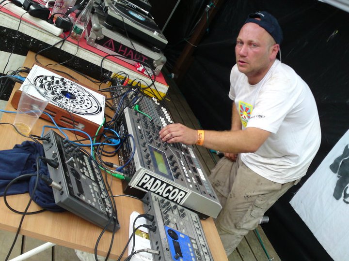 Karsher-La-voix-underground-Elektron-Libre-teknoboutik
